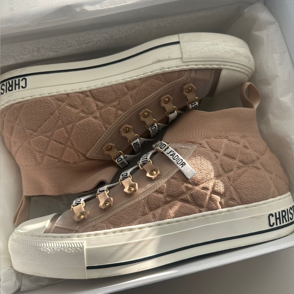 Nude Women's Sneakers